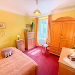 Сasa de vacaciones La Maison Bleue, Nid Chaleureux En Bord De Riviere Rennes-les-Bains
