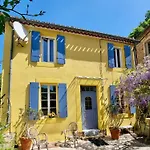 Сasa de vacaciones La Maison Bleue, Nid Chaleureux En Bord De Riviere Rennes-les-Bains