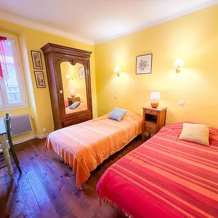 Vakantiehuis La Maison Bleue, Nid Chaleureux En Bord De Riviere *