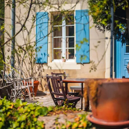 La Maison Bleue, Nid Chaleureux En Bord De Rivière *