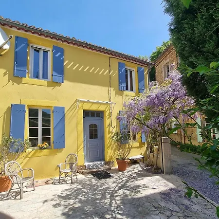 La Maison Bleue, Nid Chaleureux En Bord De Riviere