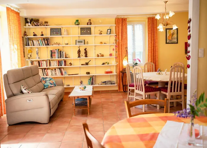 La Maison Bleue, Nid Chaleureux En Bord De Riviere Semesterbostad Rennes-les-Bains